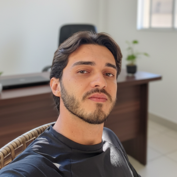 Alisson Lira - Designer e Desenvolvedor